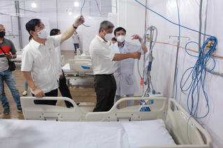 Bệnh viện điều trị Covid đa tầng 1.000 giường tại TP HCM hoạt động như thế nào?