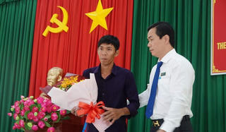 Cựu Bí thư chi Đoàn bị kết án oan đã được tòa án xin lỗi 