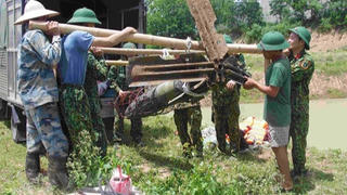 Hưng Yên: Trục vớt, di dời an toàn 2 quả bom