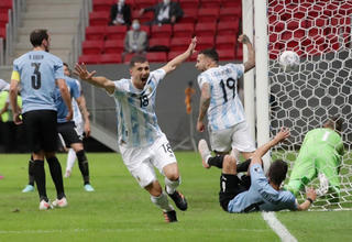 Argentina 1-0 Uruguay: Messi tiếp tục lập công lớn
