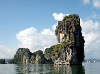 Rút đề xuất thu hẹp vùng đệm Vịnh Hạ Long?