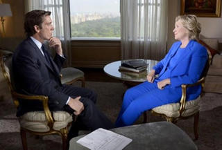 Bà Hilary Clinton xin lỗi về bê bối thư điện tử