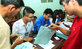 Năm học mới lại lo học phí
