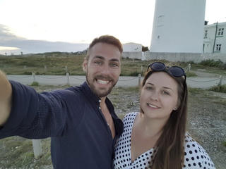 Mua vé máy bay đi Anh, tỉnh dậy thấy ở... Mỹ