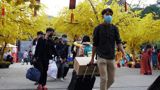 Không nên ‘quá tả’