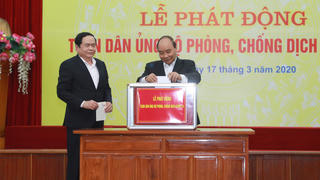 Người Mặt trận trên mặt trận chống Covid: Đoàn kết lòng người, vững tâm vượt khó