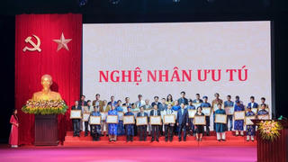 Tôn vinh những nghệ nhân lưu giữ tinh hoa của nghề thủ công truyền thống