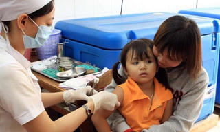 Bộ Y tế cần nói đúng sự thật về vaccine cho dân hiểu