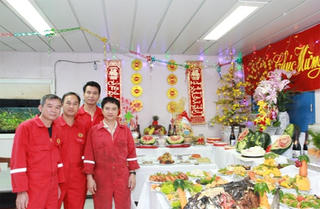 Chùm ảnh: Xuân về trên biển
