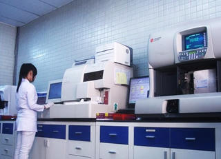 TP Hồ Chí Minh: Nhiều sai phạm liên quan đến thiết bị y tế, dược phẩm