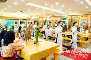 Cuộc sống qua ảnh: Trầm đi tìm người