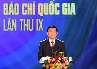 Chủ tịch nước: Báo chí phải góp phần phê phán cái xấu và nhân lên các điển hình tiên tiến