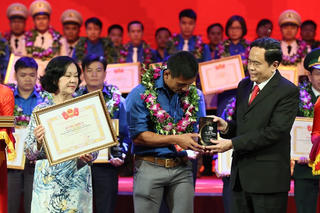 Trao giải thưởng Lý Tự Trọng năm 2018 cho 87 cán bộ Đoàn tiêu biểu