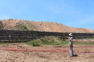 Nỗi lo đến từ nhà máy bột giấy