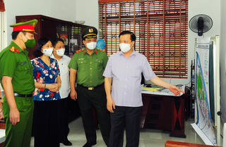 Bí thư Thành ủy Hà Nội Đinh Tiến Dũng: Yêu cầu huyện Thanh Trì kiểm soát dịch chặt chẽ