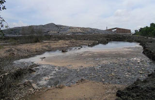 Hai công ty gây ô nhiễm trong Khu liên hợp xử lý chất thải rắn