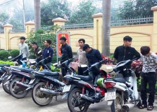 Nghệ An phạt nhóm ‘quái xế’ tuổi teen gần 43 triệu đồng