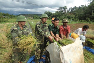 Đi dân nhớ, ở dân thương