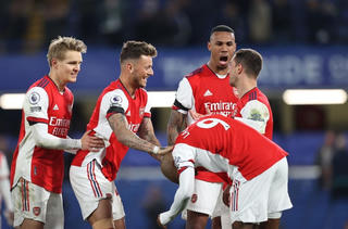 Arsenal đánh bại 4-2 trước Chelsea ở vòng 25 Premier League