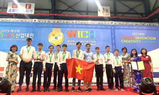 Học sinh Việt Nam giành 2 Huy chương Vàng về phát minh, sáng chế