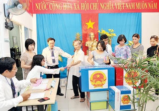 Minh bạch thông tin để cử tri chọn đúng người