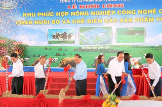 Thủ tướng Nguyễn Xuân Phúc thăm và làm việc tại Bình Thuận