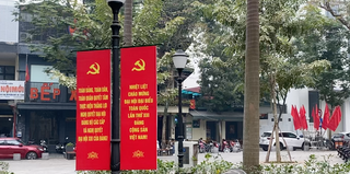 Hà Nội trang hoàng đường phố chào đón Đại hội Đảng XIII 