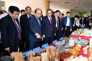 Thủ tướng kêu gọi nhà đầu tư đến với Bắc Kạn