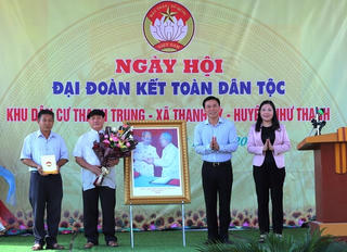 Rộn ràng Ngày hội Đại đoàn kết tại thôn Thanh Trung