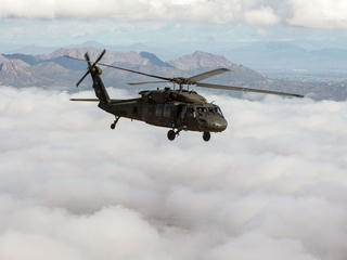 Ba Lan mua máy bay trực thăng Black Hawk của Mỹ