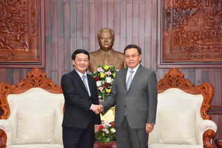 Gìn giữ, vun đắp tình đoàn kết Việt Nam - Lào
