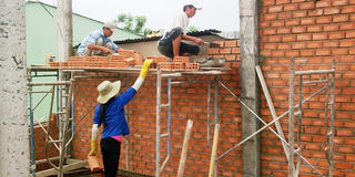 Giáo hội Phật giáo TP Hồ Chí Minh hỗ trợ đồng bào nghèo hơn 2,4 tỷ đồng