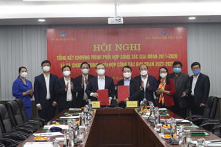 Ủy ban Dân tộc và Đài Tiếng nói Việt Nam ký kết Chương trình phối hợp công tác giai đoạn 2021 - 2025