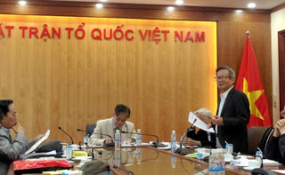 Khẳng định bản lĩnh chính trị và bản sắc nhân vật