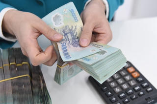 Kiến nghị ‘sốc’: Đưa lãi suất tiền gửi về 0%