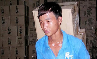 Cậu bé từng bị hành hạ như “thời trung cổ”, bị bắt vì trộm cắp tài sản