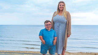 ‘Cặp đũa lệch’ nhất thế giới