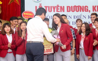 Điền kinh Việt Nam nhận tiền thưởng SEA Games 29