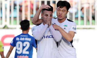 Văn Thanh xúc động khi ghi bàn đầu tiên ở V-League