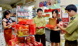 Thanh tra đột xuất các mặt hàng phục vụ Tết