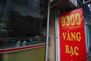 Đột nhập tiệm vàng lấy trộm 80 cây vàng