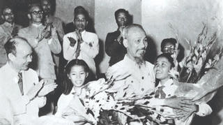 Lấy đoàn kết mà xoay vần vận mệnh, giữ gìn dân tộc và bảo vệ nước nhà