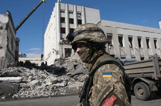 Ukraine tạm thời mất quyền tiếp cận vùng Biển Azov