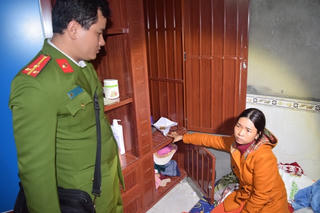 Trộm vàng rồi đem gửi tiết kiệm