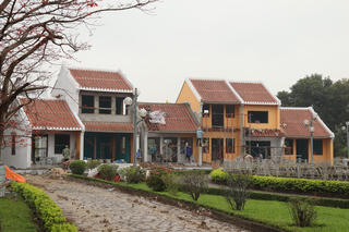 [Ảnh]: Phố cổ Hội An mini, điểm check-in được chờ đợi trong dịp nghỉ lễ tại Thanh Hoá