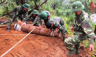 Cần hàng trăm năm mới rà phá hết được bom mìn