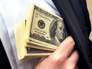 Không chỉ chạy tuổi