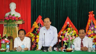 Chủ nhiệm Ủy ban Kiểm tra Trung ương Ngô Văn Dụ viếng mộ Đại tướng Võ Nguyên Giáp
