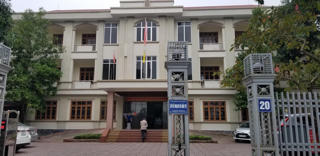 3 cán bộ o ép doanh nghiệp bị khởi tố