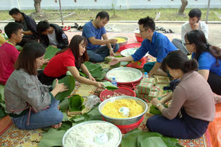 Lễ hội bánh chưng vì người nghèo ở Ba Đồn
